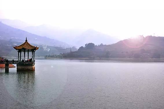 百工堰钓位_宝狮湖钓鱼_宝狮湖钓鱼怎么收费