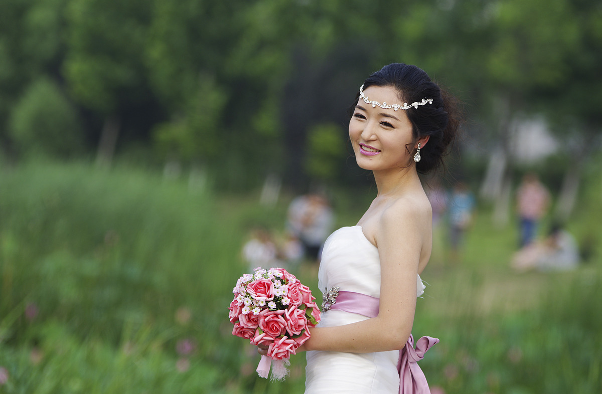 腾龙90微距镜头放大比_腾龙新90微距镜头样张_腾龙90微距镜头可拍人像