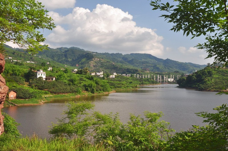 宝狮湖_宝狮湖钓鱼怎么收费_宝狮湖旅游指南
