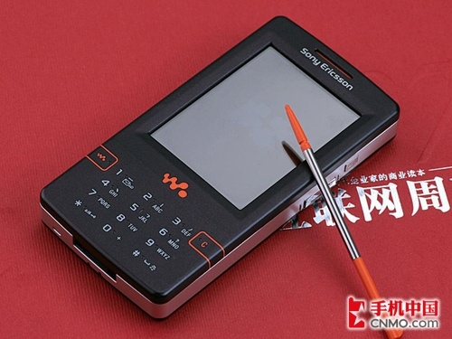 智能音乐机 索尼爱立信W958c价格稳定 