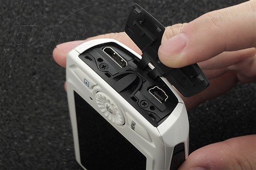 佳能 佳能 IXUS 300 HS 图片