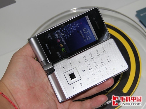联通定制大屏Android 联想A60现身通信展 