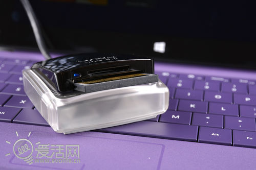 为CF卡养老送终 Lexar LRW-300U USB3.0读卡器试玩