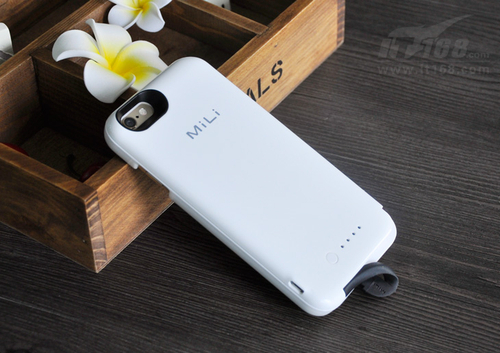 充电保护二合一 MiLi iPhone6背夹电池