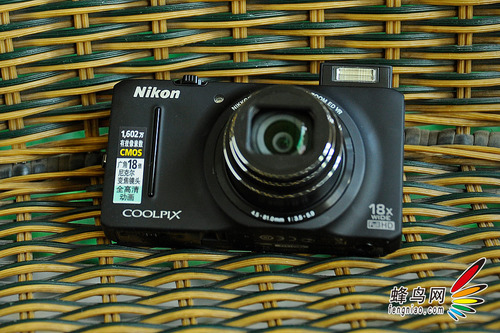 超强18倍光学变焦 尼康S9200相机试用