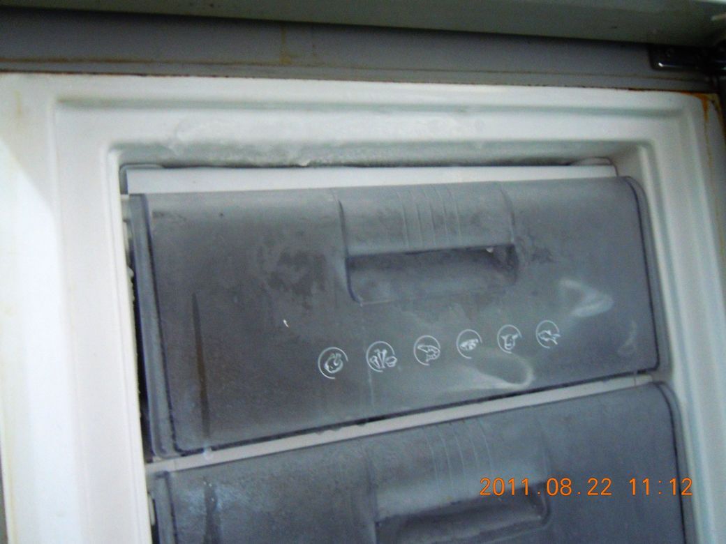 冰箱冷冻室结冰发热_老式冰箱冷冻室结冰_无霜冰箱冷冻室结冰么