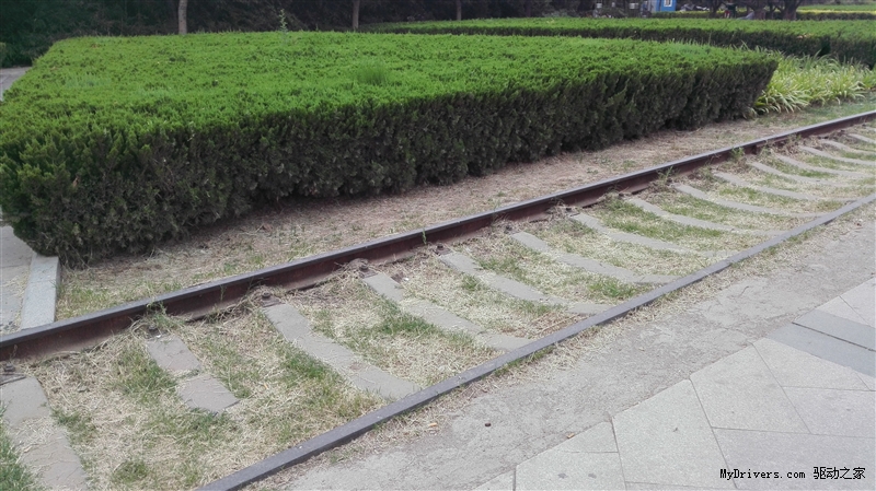 手感如锦缎 799元荣耀畅玩4C评测