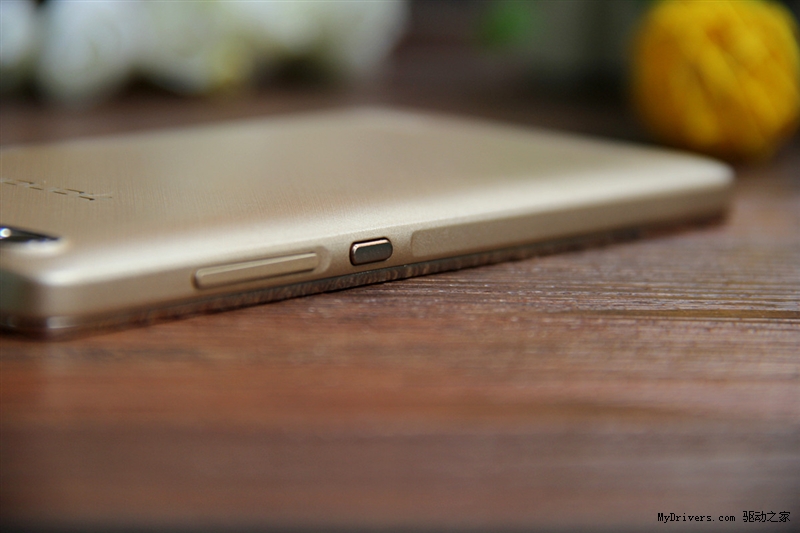 手感如锦缎 799元荣耀畅玩4C评测