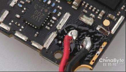 628撞机事件引发周鸿祎微博约架雷军_互联