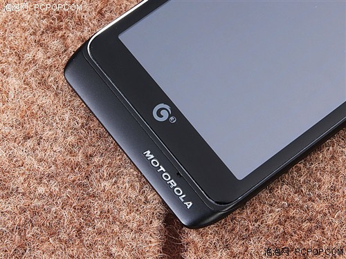 2GHz主频英特尔处理器 MOTO MT788评测 