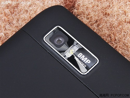 2GHz主频英特尔处理器 MOTO MT788评测 