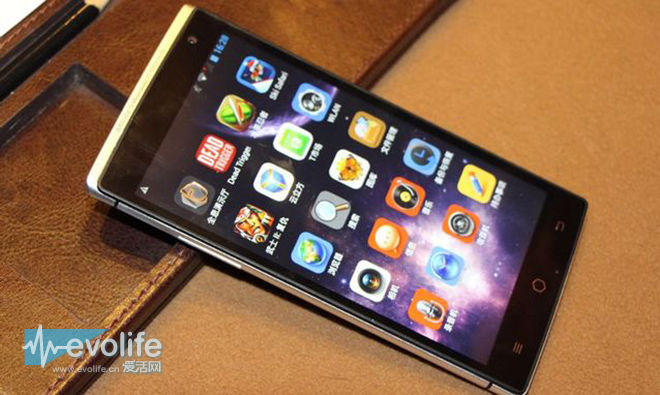 Takee 1全息手机报价3600元 从此人类进入了全息影像时代？