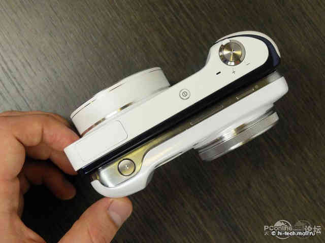 三星Galaxy S4 Zoom