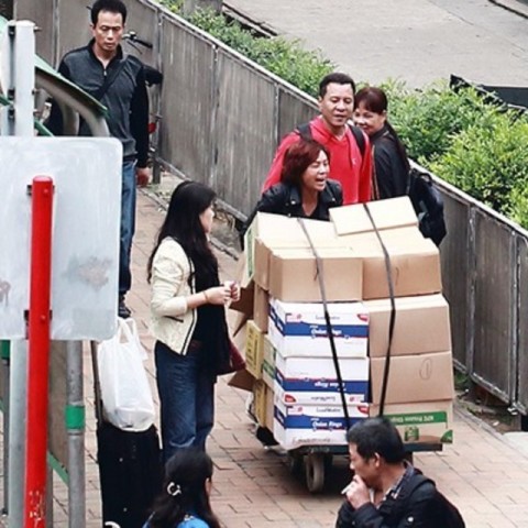 香港水货客一天收入_香港水货客_水货客