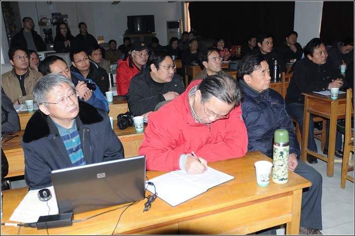 数码暗房技术_数码暗房什么意思_杠一数码暗房