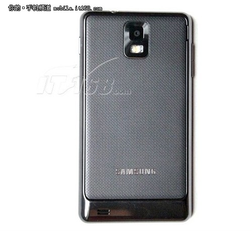 纤薄机身 三星 i997 Infuse 4G仅售4200