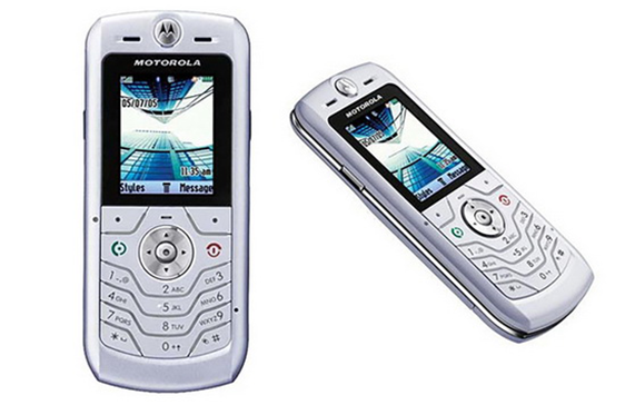 摩托罗拉翻盖手机和摩托罗拉旋转手机 30年经典手机回顾