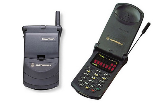 摩托罗拉翻盖手机和摩托罗拉旋转手机 30年经典手机回顾