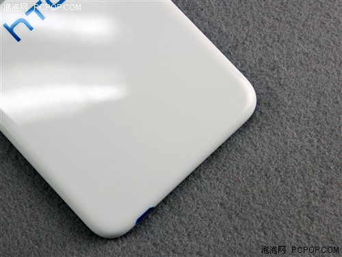 4G双卡/清新外观 HTC Desire 820评测