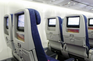 【波音747-800座位图】波音747-8介绍