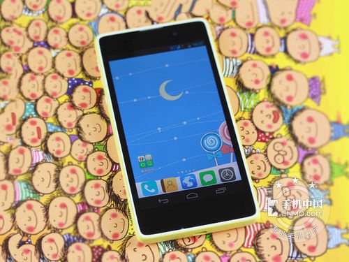 富可视M210糖果手机正面图片