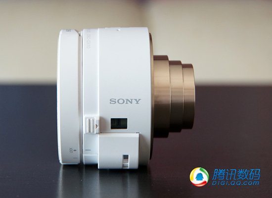 索尼QX10镜头评测:画质尚可 连接性待提升