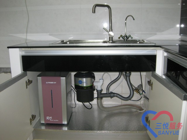 厨房设备展_威海厨房设备1500地排架报价_威海厨房设备厂