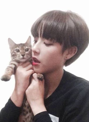 国字脸短发发型_男士国字脸短发发型_国字脸适合短发吗?