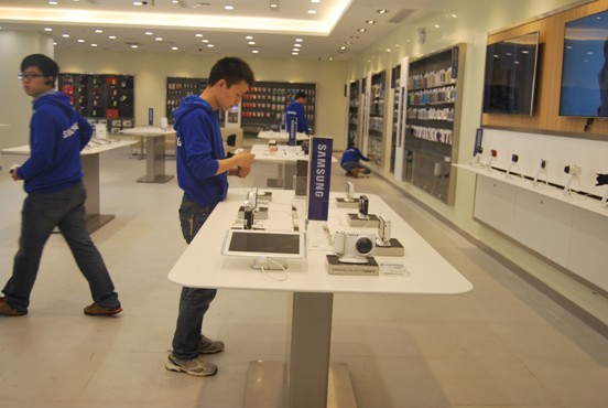 三星手机促销员工作日记_当三星促销员_促销员的工作内容