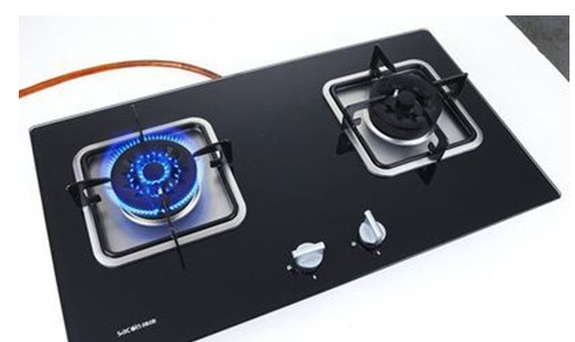 新买的燃气灶,怎么打火_燃气灶有一个打不着火_煤气灶打不着火维修图