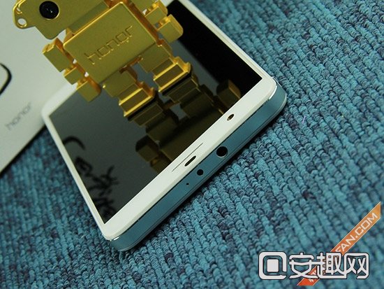 旗舰究竟有多任性 华为荣耀6 Plus评测