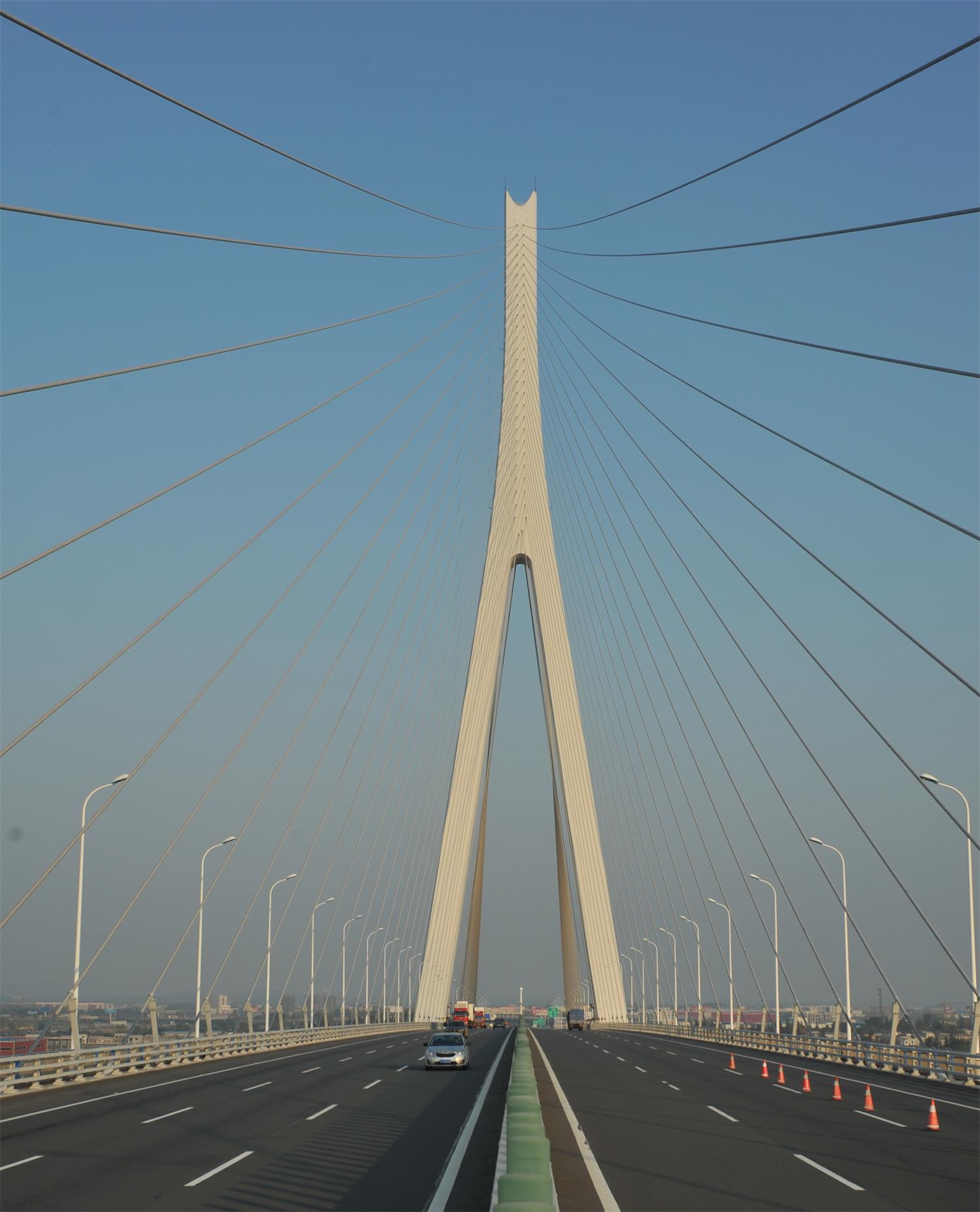 最美长江大桥_湖北省第一条高速公路_鄂东长江公路大桥
