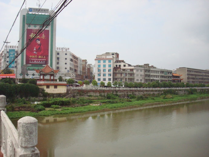 南山区政府_鄂东南山区_南山区邮编