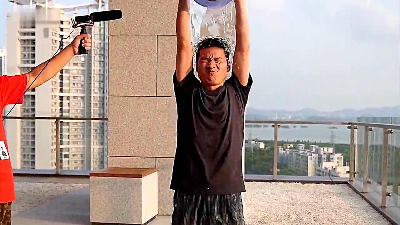 刘作虎与雷军_刘作虎背后的投资人_刘作虎冰桶