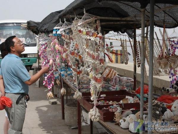 超薄滑盖炫彩全新体验 三星S5200C评测 