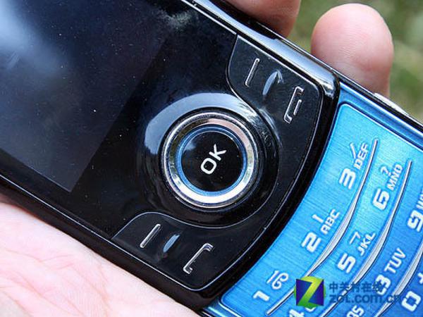 超薄滑盖炫彩全新体验 三星S5200C评测 