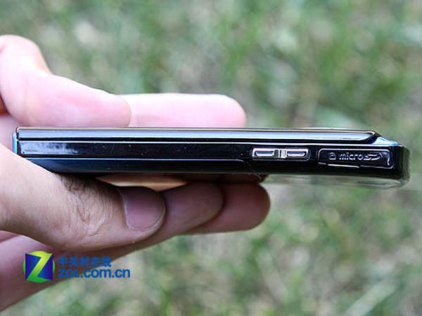 超薄滑盖炫彩全新体验 三星S5200C评测 