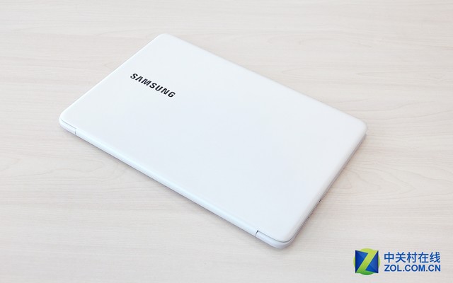 2017款三星Notebook 测