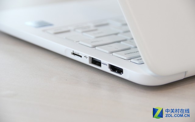 2017款三星Notebook 测