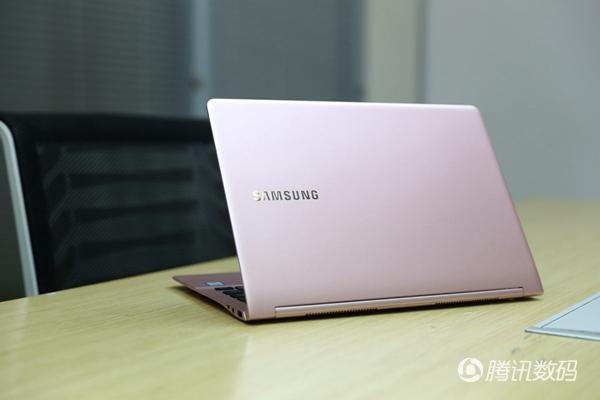 三星NoteBook 测 840g轻到你无法想象