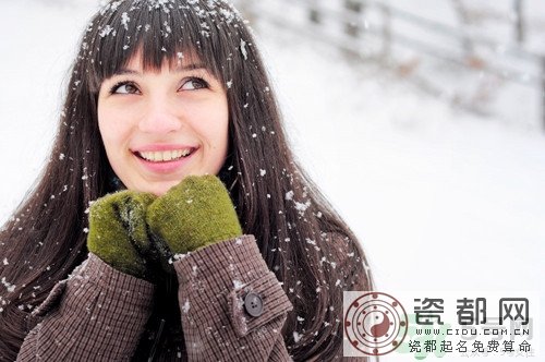 10度左右穿什么衣服?10度到20度穿什么衣服