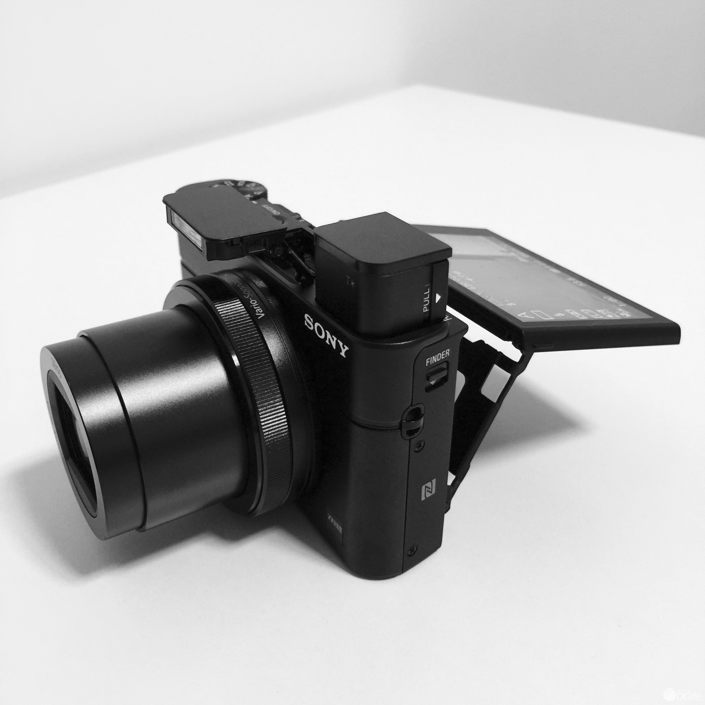 索尼rx100m3_索尼rx100m3使用说明_索尼rx100买哪一代