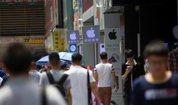 看醉了！深圳山寨店泛滥：一公里30家“苹果店”