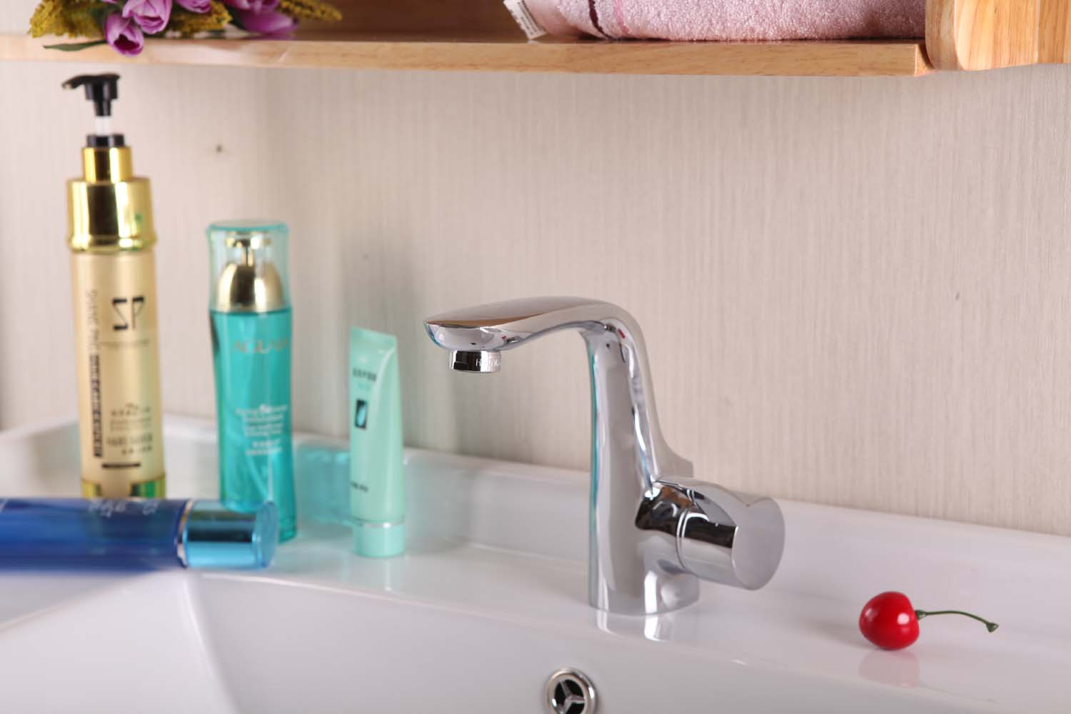 电热水龙头结构_众美电热水龙头_众美磁能电热水龙头