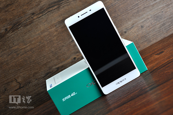 oppo手机字体有阴影_oppo手机字体颜色设置_oppo手机广告语改变