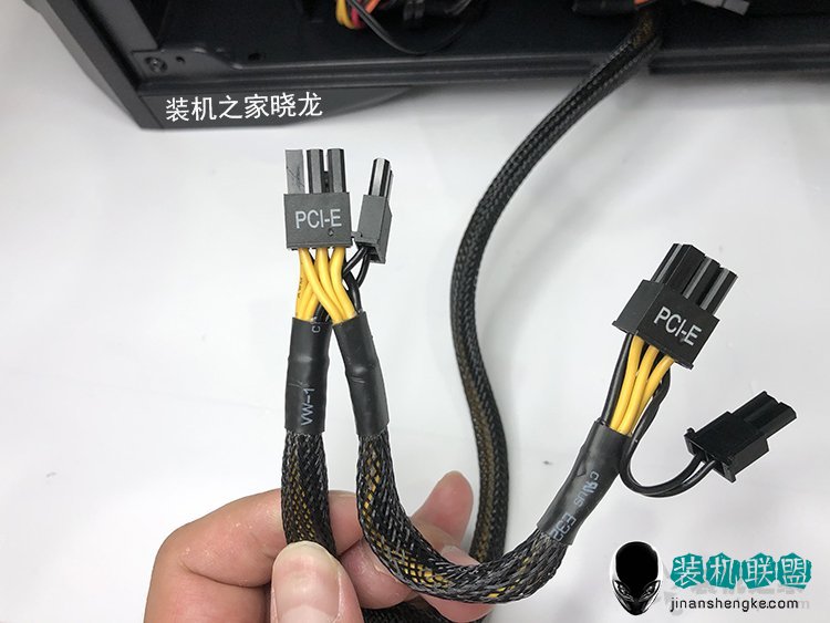 独立显卡如何安装到主板上？独立显卡接线与显卡安装图解教程