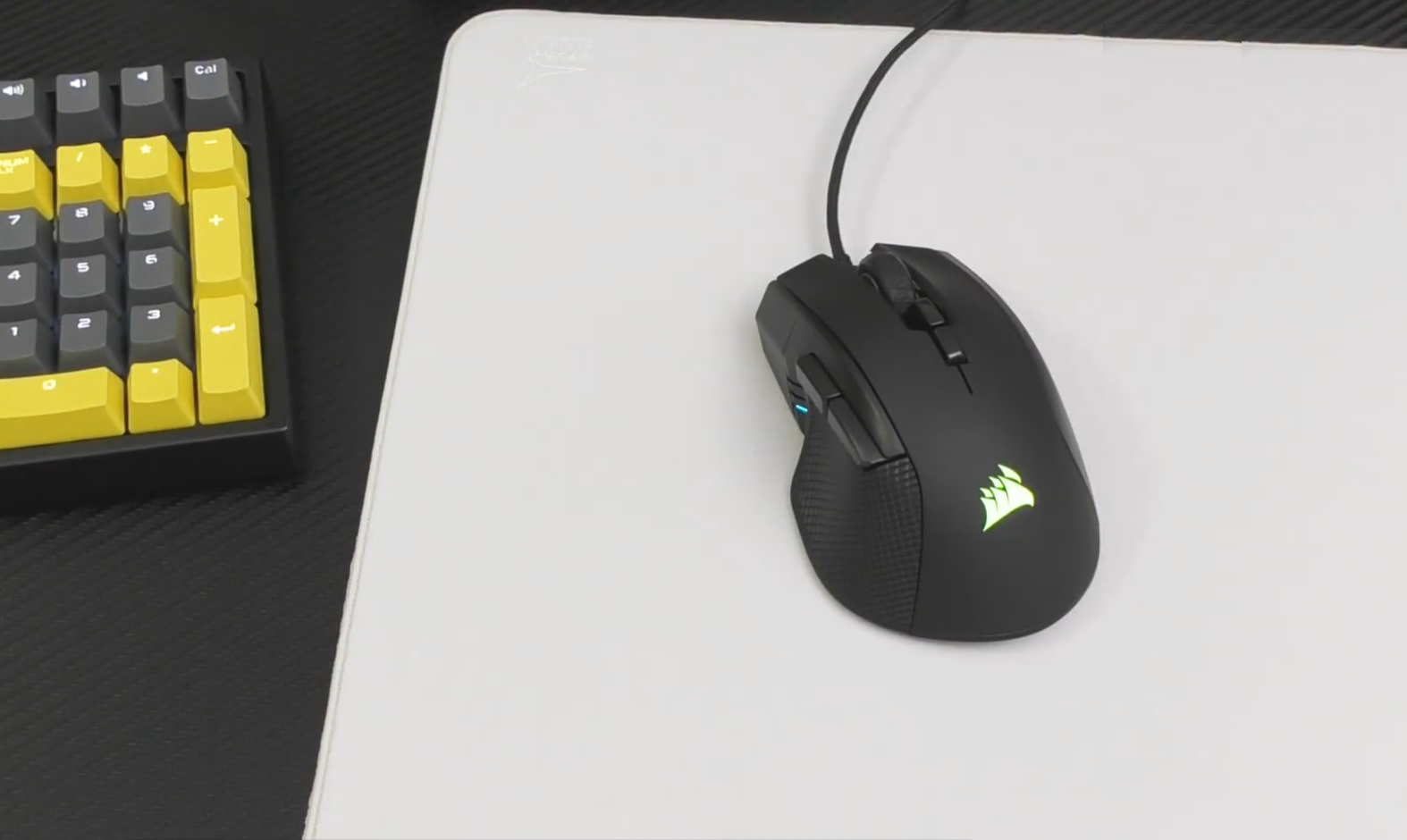 剑客紫典换鼠标垫好