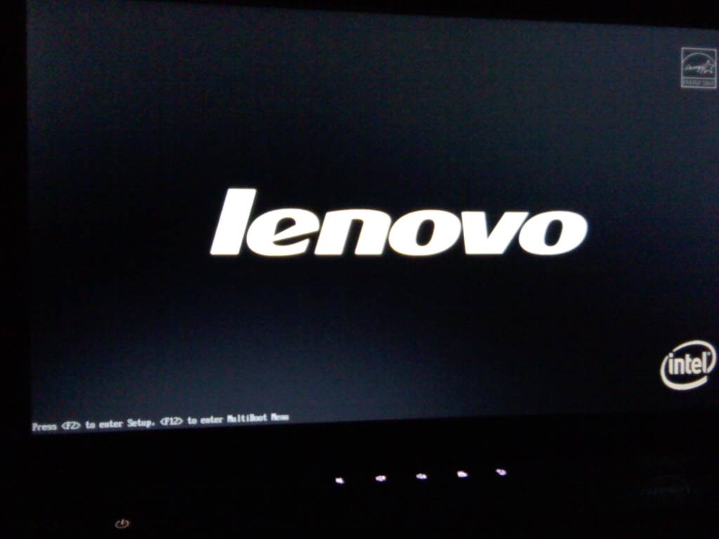 电脑开机没有滴一声_电脑开机没有滴的一声显示器不亮_电脑开机没有滴的一声