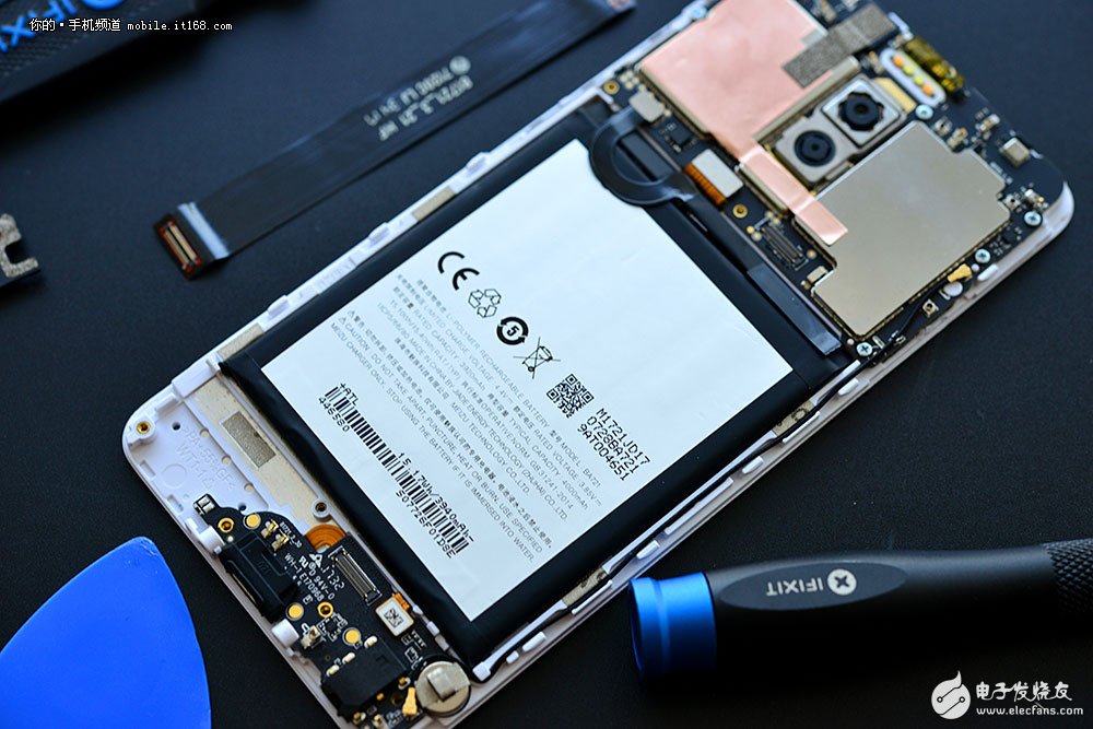 魅蓝note6怎样拆机