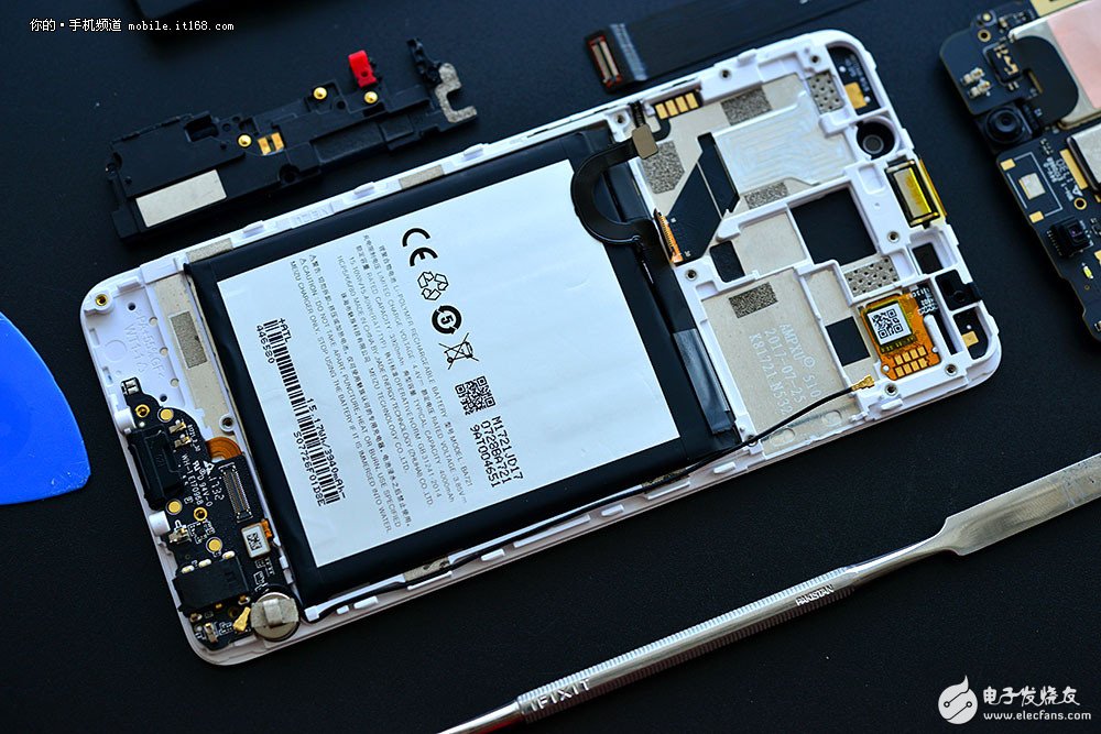 魅蓝note6怎样拆机